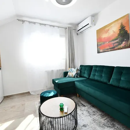 Apartmani Brium Rakovica Exterior photo